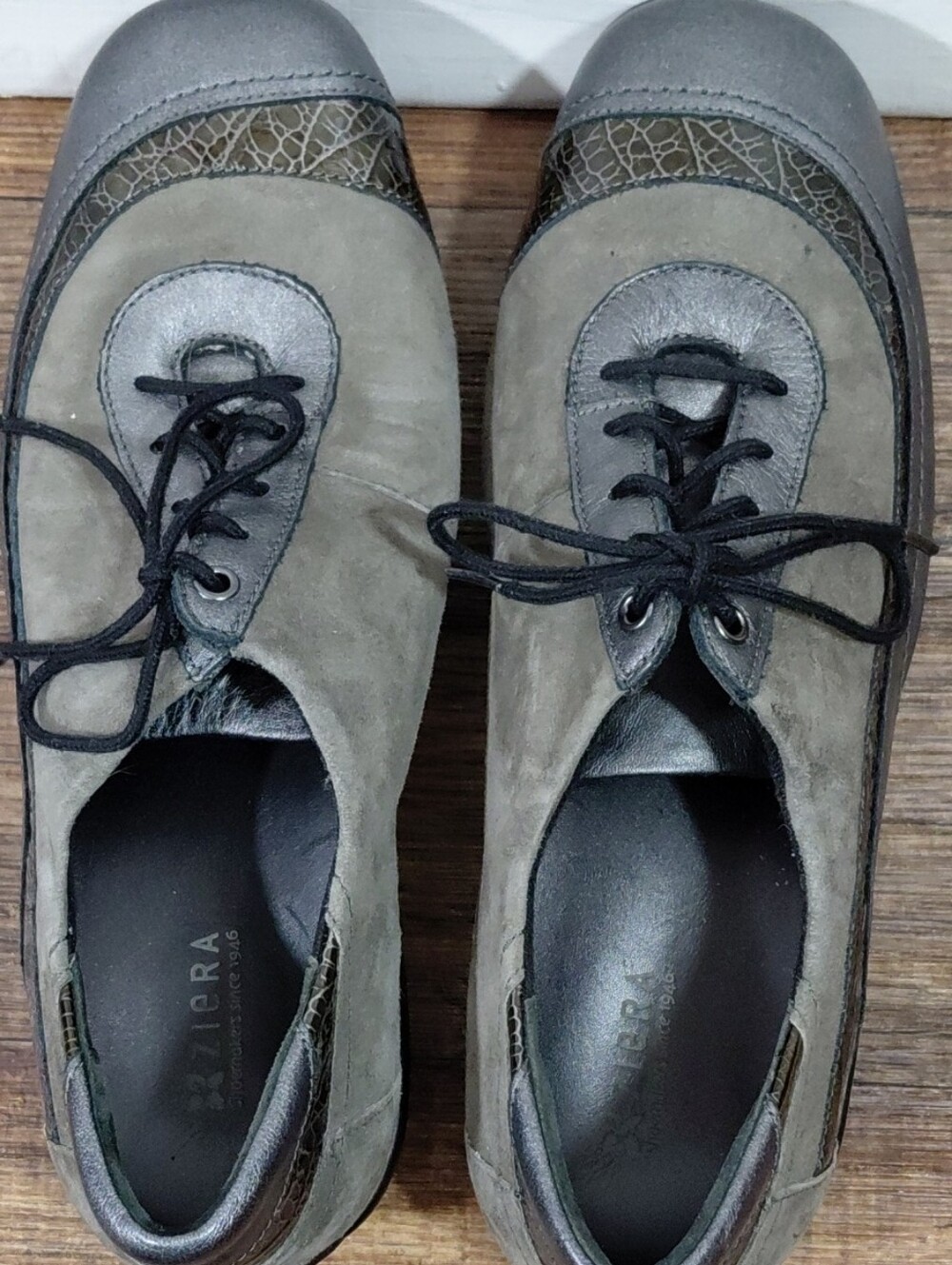 Ziera Women's Leather Gray Lace-Up Comfort Walking Sneakers Size 41/10